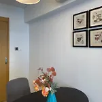 Tyms Apt Hengshan Rd Near Iapm K11 Line9