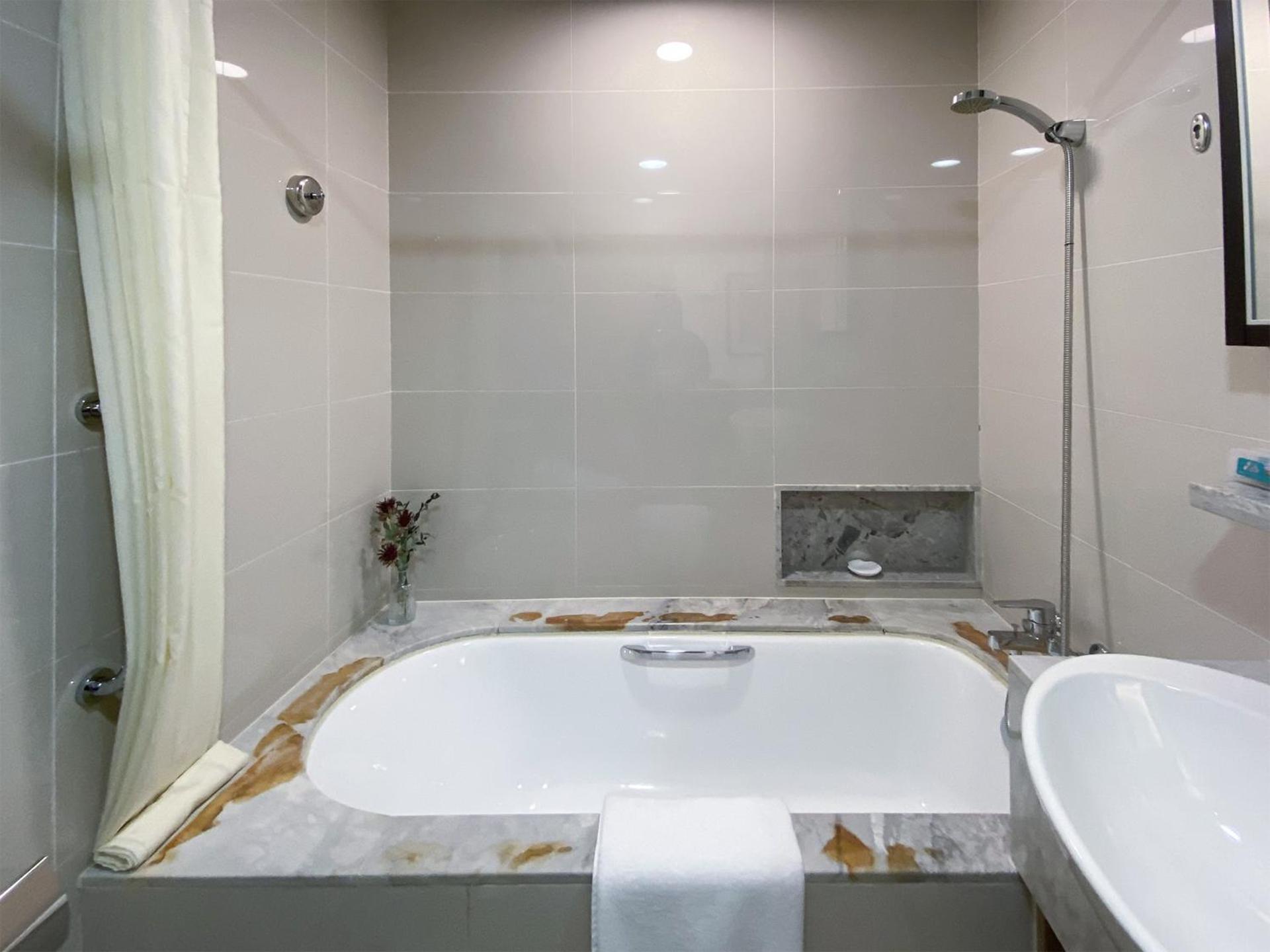 Tyms Hengshan Rd Near Iapm K11 Line9 Apartment Shanghai
